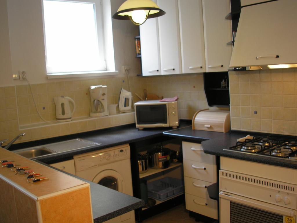 Vacation Apartment Up To 10 Pressburg Zimmer foto