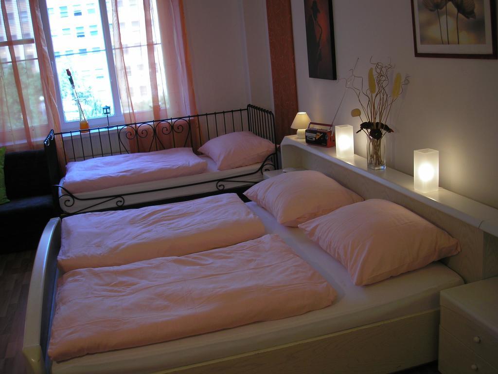 Vacation Apartment Up To 10 Pressburg Zimmer foto
